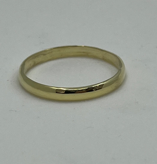 18k gold classic wedding band